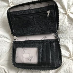 Thirty One Jewell wallet